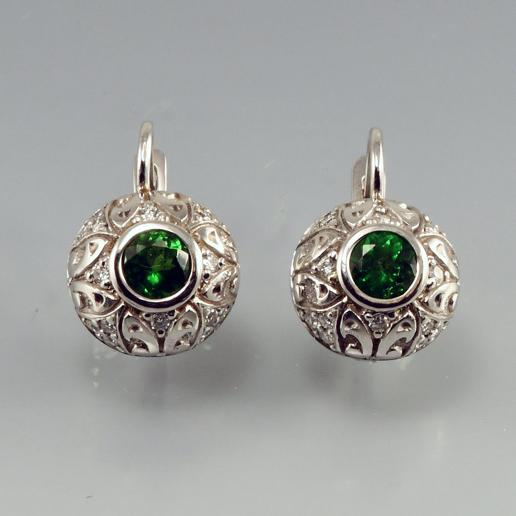 Tsavorite earrings antique 1