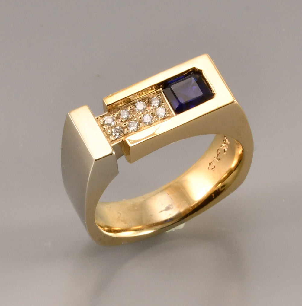 Man's Sapphire Ring