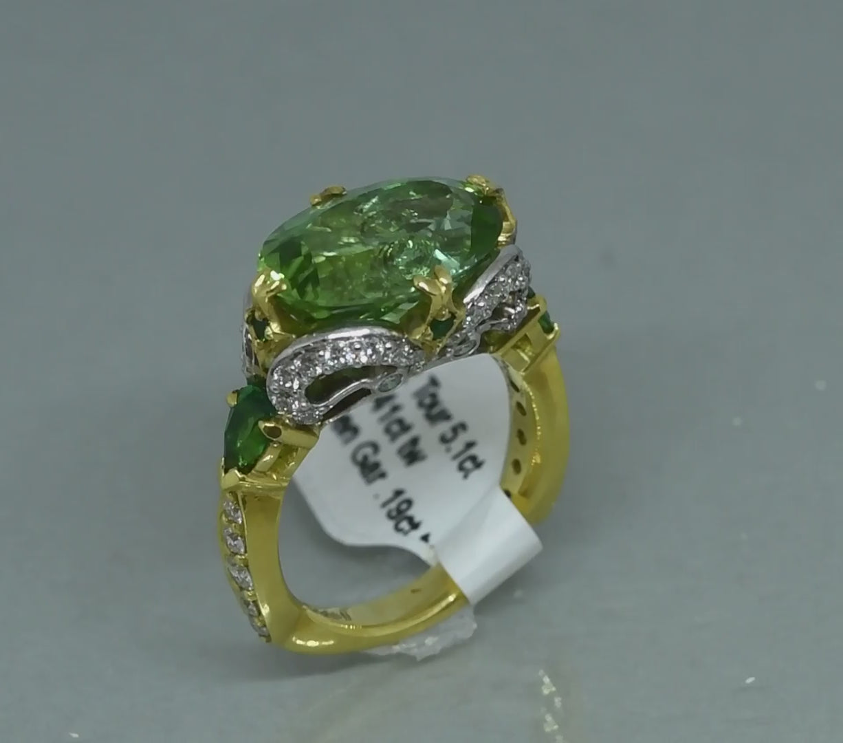 Green Tourmaline ring "Queen of Spring"