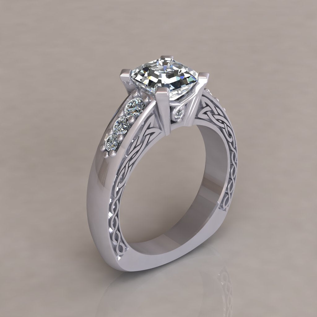 ENGAGEMENT RING - ANTIQUE 108