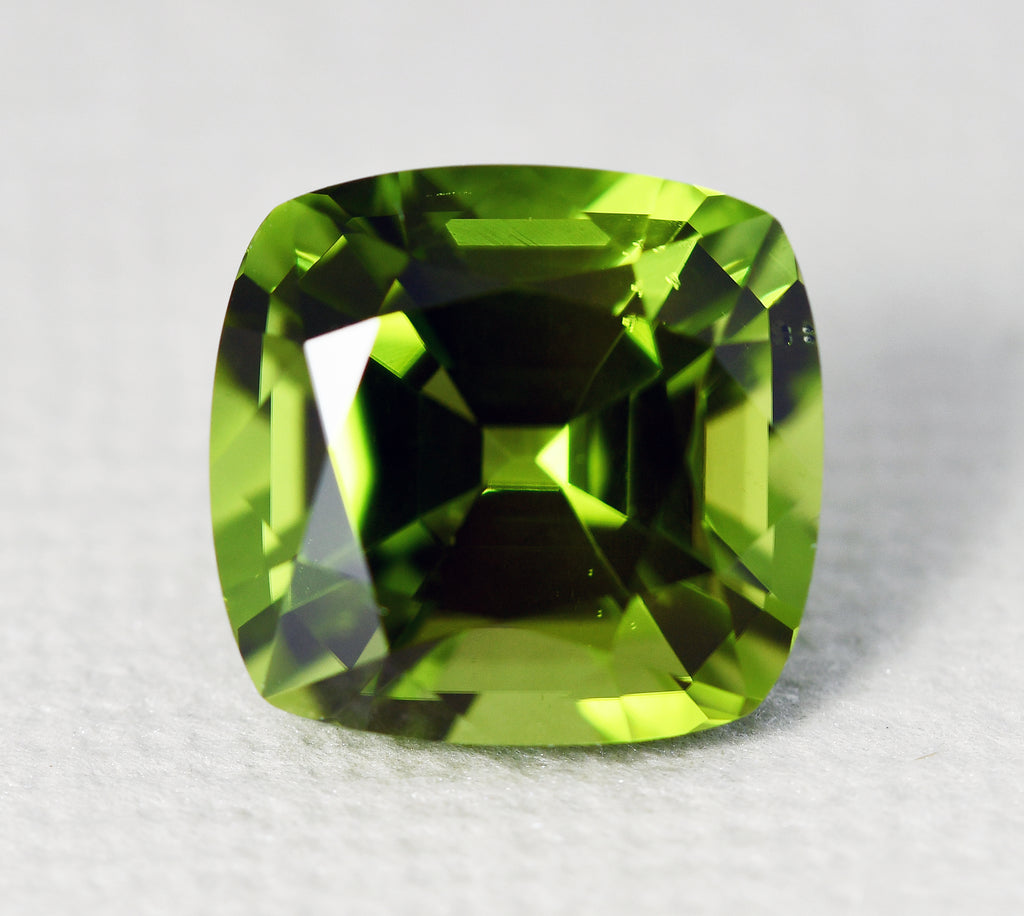 Peridot cushion 2