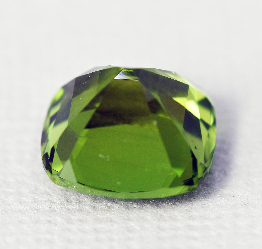 Peridot cushion 2