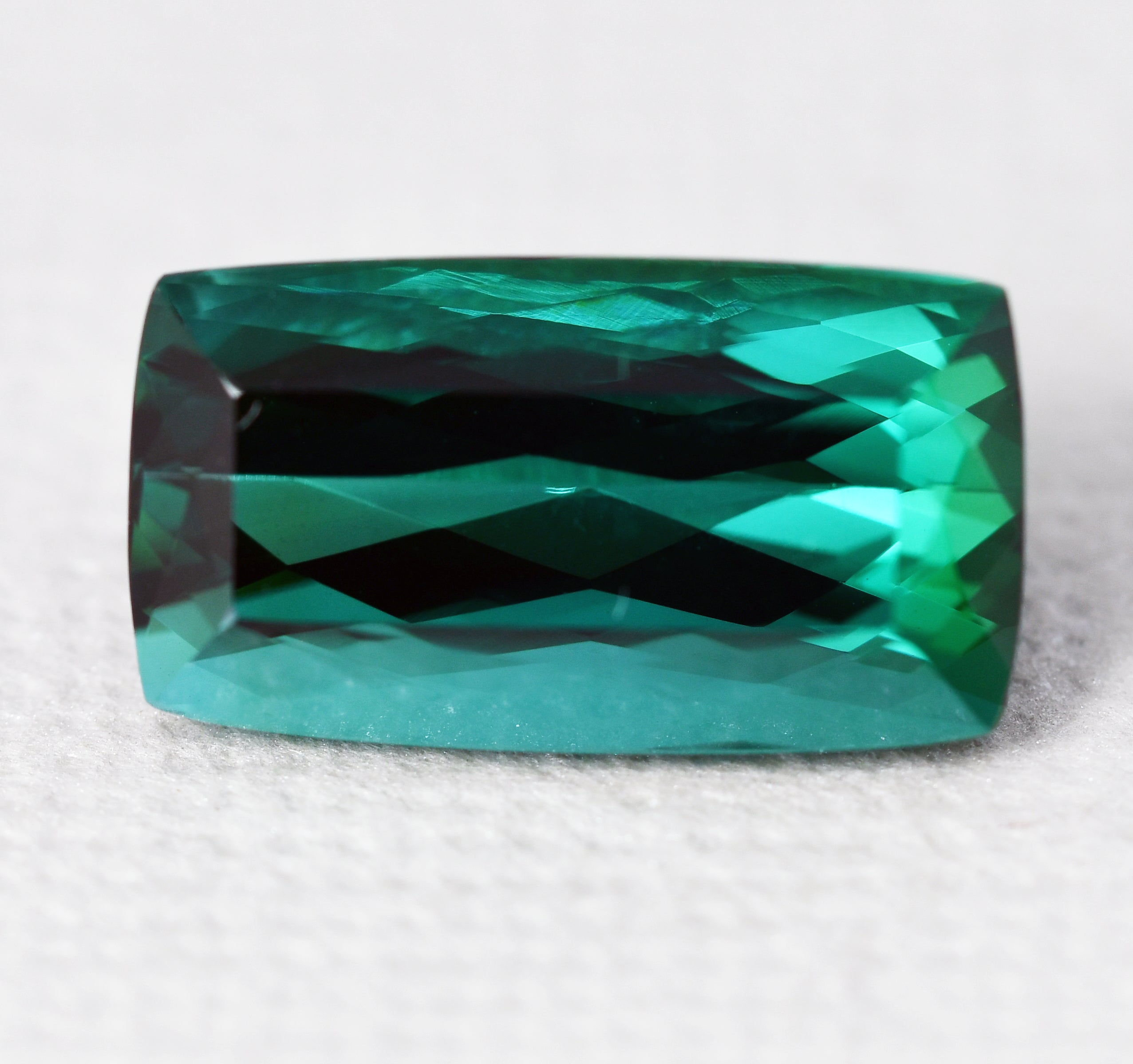 Tourmaline green cushion 1