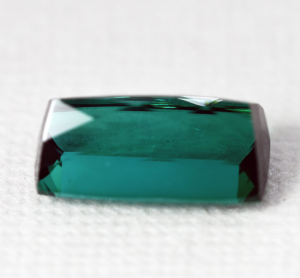Tourmaline green cushion 1